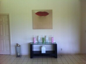 7623 Cinebar Dr in Boca Raton, FL - Building Photo - Building Photo