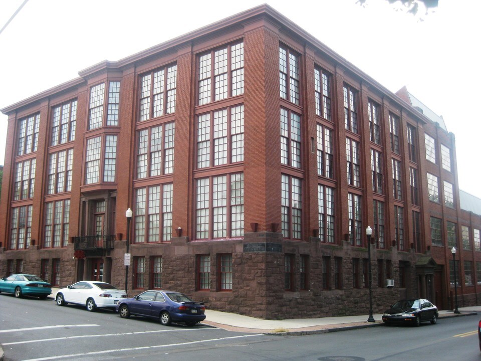 The Mcfarland in Harrisburg, PA - Foto de edificio