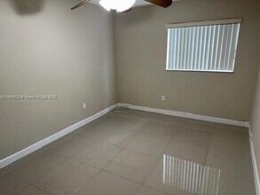 2006 SW 96th Ave in Miramar, FL - Building Photo - Building Photo