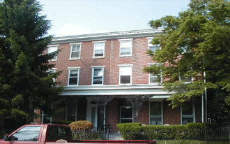 215-217 S Walnut St Apartments