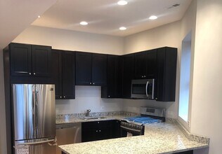 6136 S Ingleside Ave in Chicago, IL - Building Photo - Building Photo