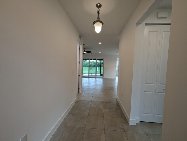 13541 SW Oceanus Blvd in Port St. Lucie, FL - Building Photo - Building Photo
