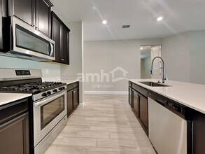 82 Cobalt Ln in Saint Johns, FL - Foto de edificio - Building Photo