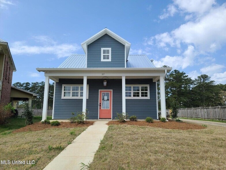 317 Hamilton Ct in Brandon, MS - Building Photo