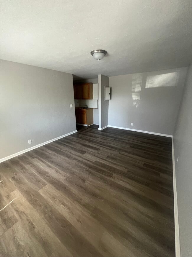 property at 1009 9th St