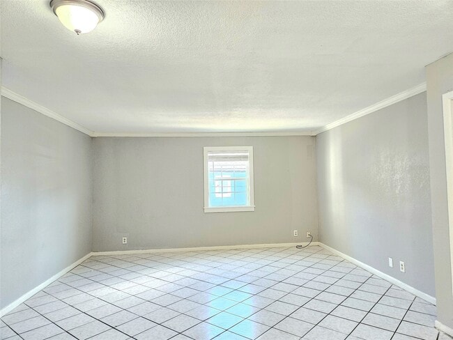 property at 1109 Broadway Avenue J