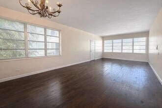 4710 Pine Tree Dr in Miami Beach, FL - Building Photo - Building Photo