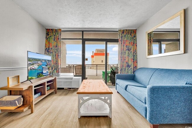 7200 N Ocean Blvd in Myrtle Beach, SC - Foto de edificio - Building Photo