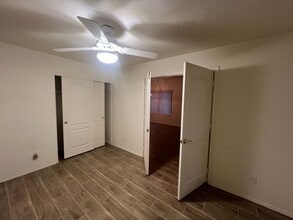 5225 N Windriver Pl in Tucson, AZ - Building Photo - Building Photo