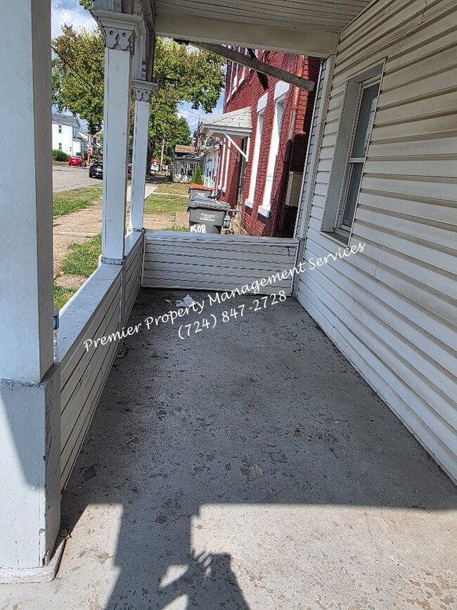 1504 6th Ave in Beaver Falls, PA - Building Photo - Building Photo