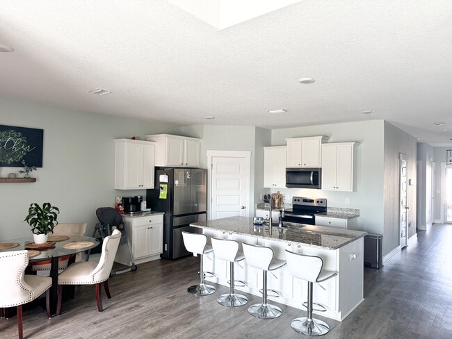 5772 Conley Ct in Milton, FL - Foto de edificio - Building Photo