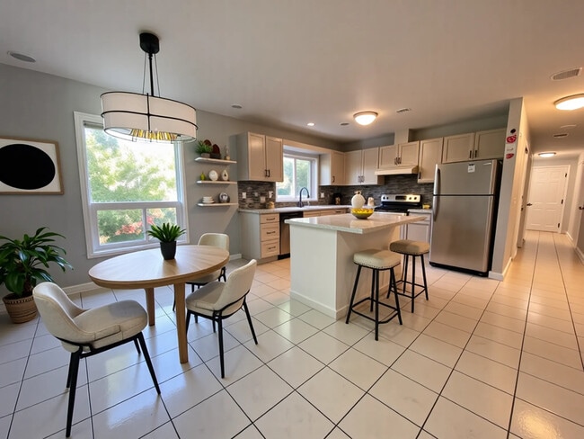 property at 90 Tisdale St S