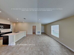 4430 Holstein St in St. Cloud, FL - Foto de edificio - Building Photo