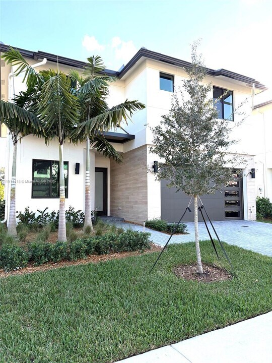 1438 SW 23rd St in Fort Lauderdale, FL - Building Photo