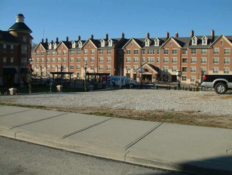 200 Stetson St in Cincinnati, OH - Building Photo