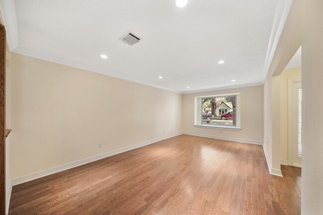 property at 4419 Grass Valley St
