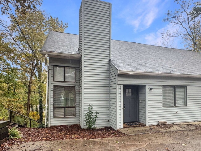 property at 3932 Darryl Ln