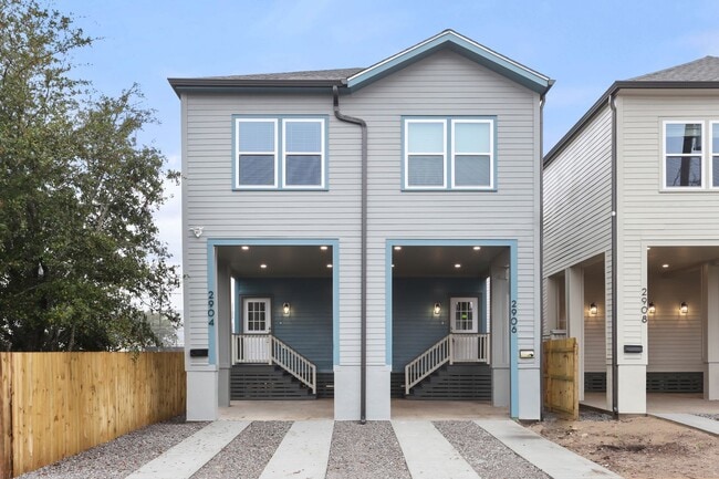 property at 2918 Mandeville St