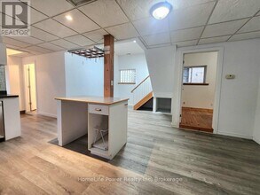 110 Surrey St E in Guelph, ON - Building Photo - Building Photo