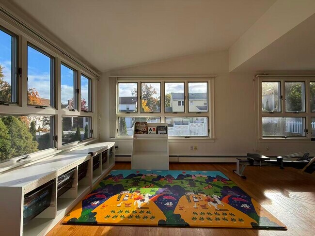 48 Watson Rd in Belmont, MA - Building Photo - Building Photo