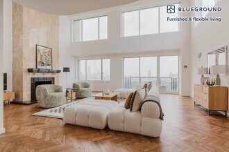 985 5th Ave in New York, NY - Building Photo - Building Photo