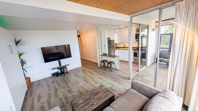 1415 Victoria St, Unit 404 in Honolulu, HI - Foto de edificio - Building Photo
