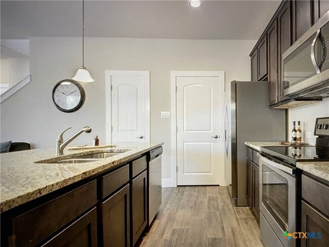 747 Gristmill Dr