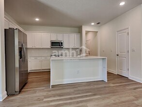 11643 Hillside Dr in Jacksonville, FL - Building Photo - Building Photo