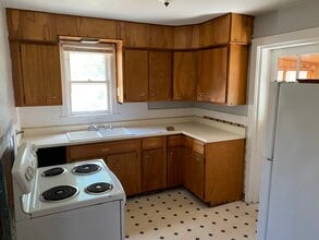 226 Henquin Dr in Ferguson, MO - Building Photo - Building Photo