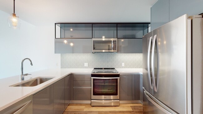 345 Harrison Ave in Boston, MA - Foto de edificio - Building Photo