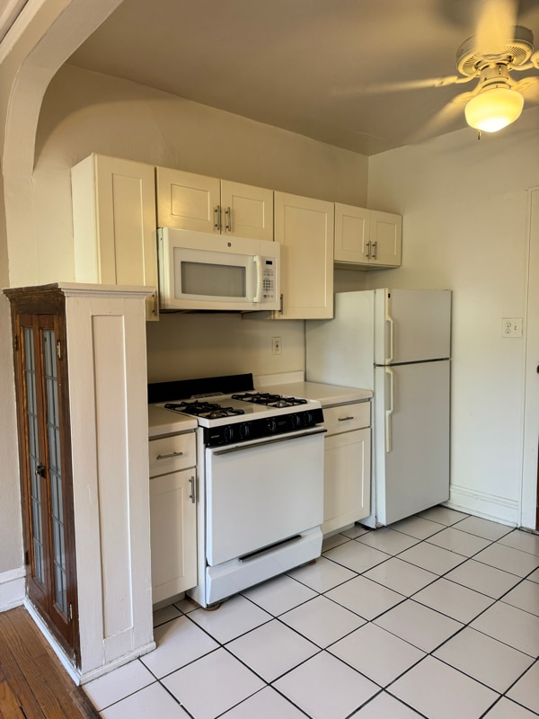 3456 N Oakland Ave