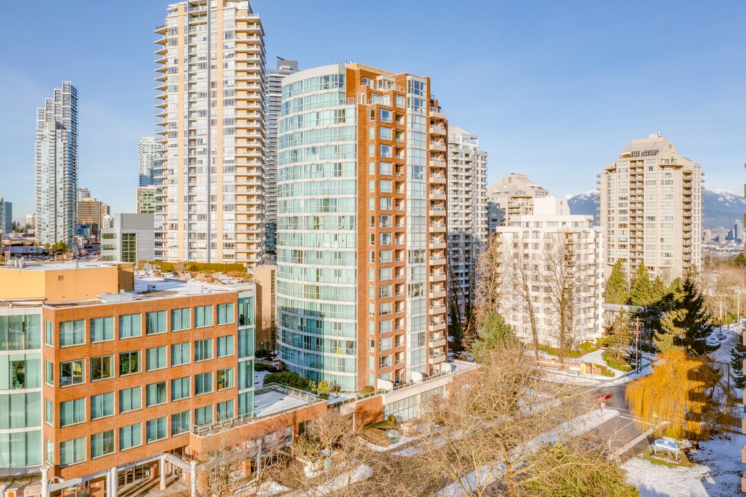 the Newmark in Burnaby, BC - Building Photo