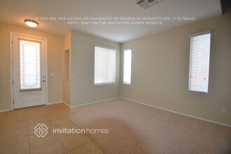 10749 Drake Ridge Ave in Las Vegas, NV - Foto de edificio - Building Photo