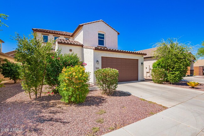 2249 W Betty Elyse Ln in Phoenix, AZ - Building Photo - Building Photo