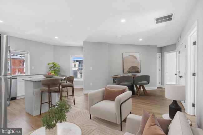 4630 Umbria St in Philadelphia, PA - Building Photo - Building Photo