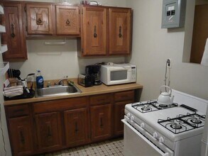 437 Hanover St in Boston, MA - Building Photo - Building Photo
