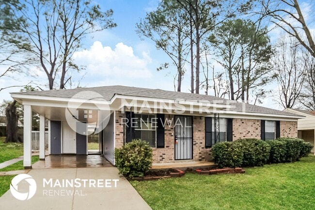 property at 3030 Normandy Dr