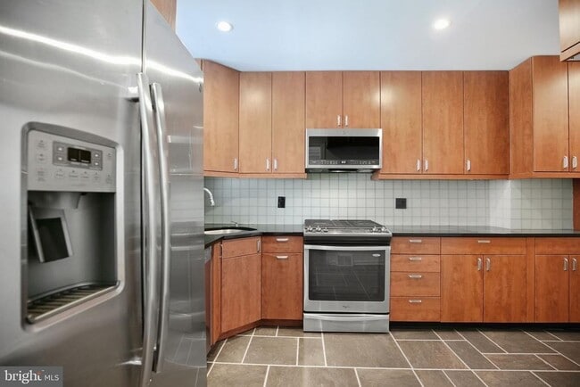 275 S 3rd St in Philadelphia, PA - Building Photo - Building Photo