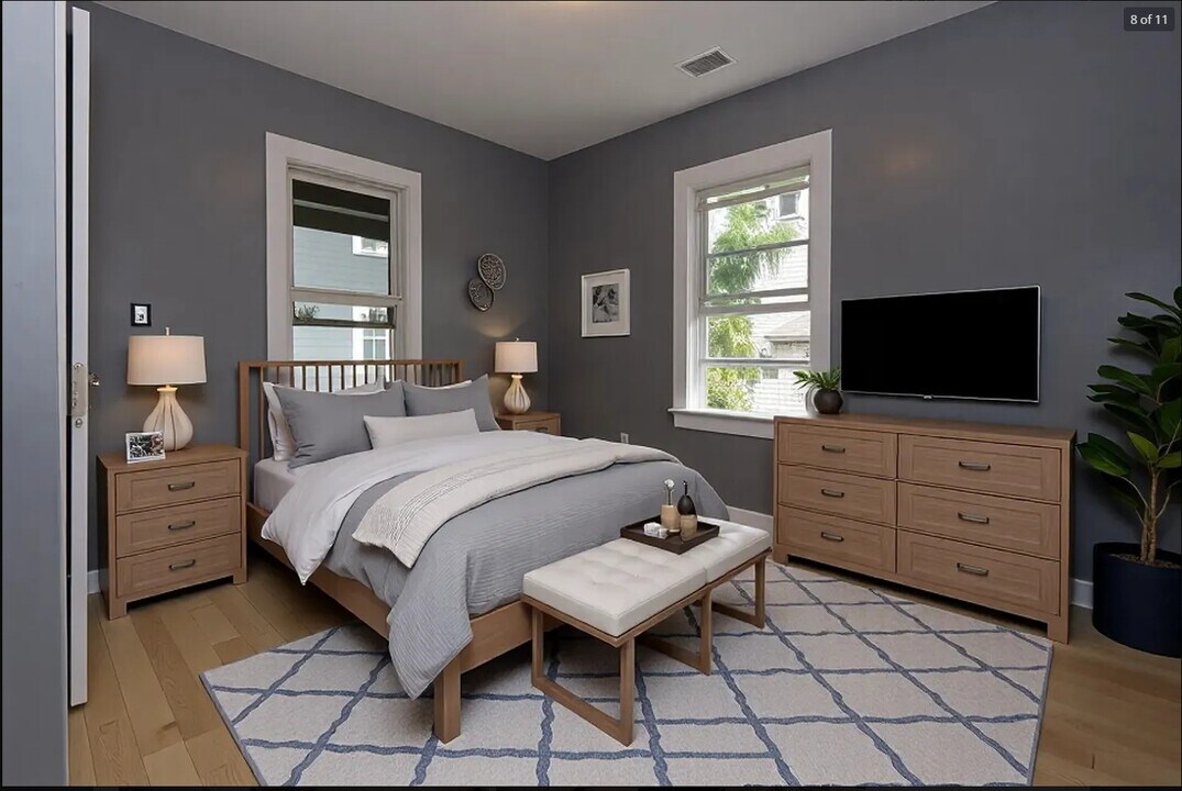 31-33 Thornton St. Unit 2 in Boston, MA - Building Photo