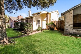 6450 Dellfern Dr in Houston, TX - Building Photo - Building Photo