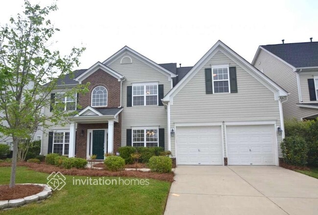 property at 9662 Laurie Ave NW