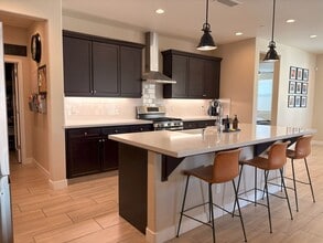 911 Orchard Hills Rd in Madera, CA - Building Photo - Building Photo