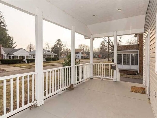 250 W 44th St in Indianapolis, IN - Building Photo - Building Photo