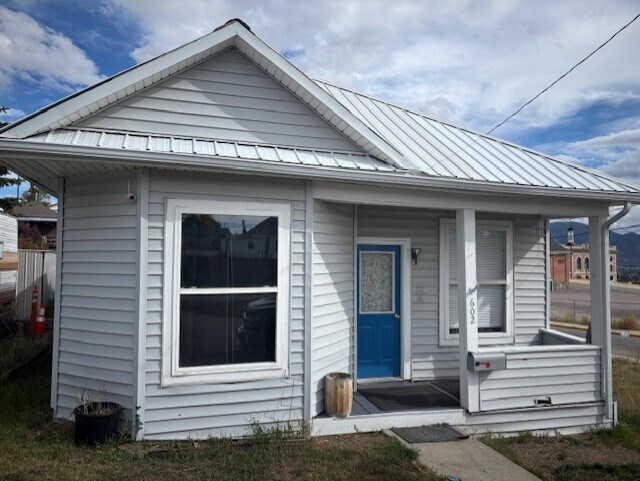 602 N Alaska St in Butte, MT - Building Photo