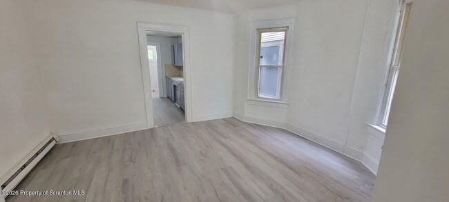 807 Monroe Ave in Scranton, PA - Building Photo - Building Photo