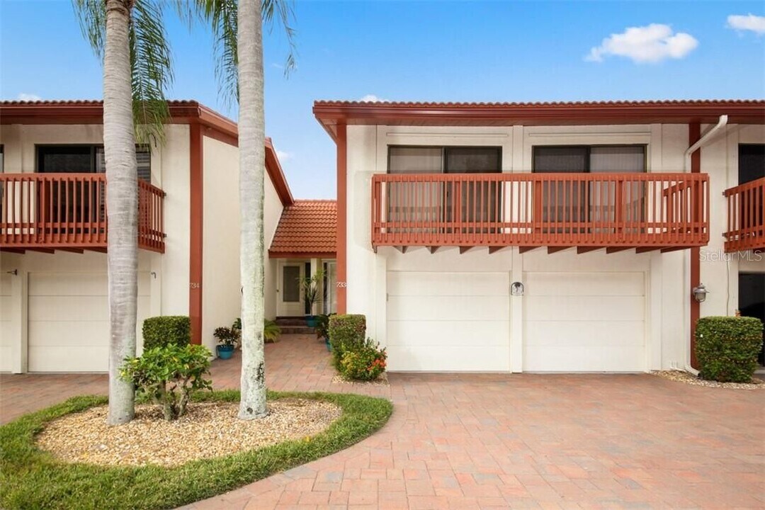 733 Sorrento Inlet in Nokomis, FL - Building Photo