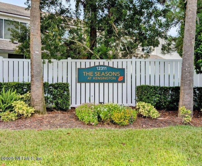 12311 Kensington Lakes Dr in Jacksonville, FL - Building Photo - Building Photo