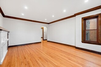 5851 N Virginia Ave in Chicago, IL - Building Photo - Building Photo