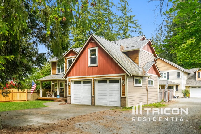 property at 4614 28th Ave SE