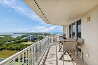 5049 N Hwy A1A in Fort Pierce, FL - Building Photo - Building Photo